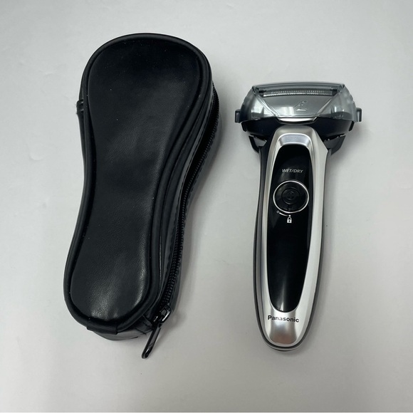 Panasonic Eletric shaver with case - Picture 1 of 14